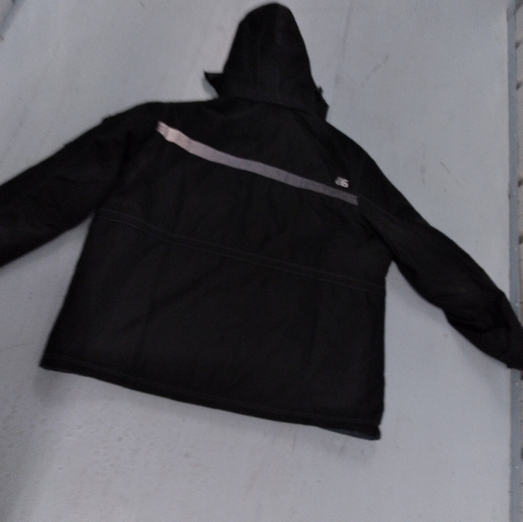 Thick Black Jacket ⚫ - Picture 6 of 10